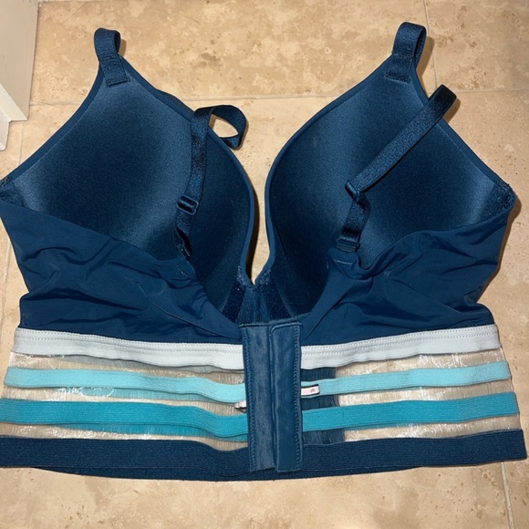 VS PINK Tshirt Demi Lined Bra Blue Striped Size 32 D - Picture 2 of 5